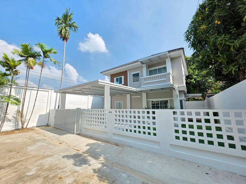 หมู่บ้านปิยวรารมย์4 ถนนบ้านกล้วย-ไทรน้อยบ้านเดี่ยว 2 ชั้น หลังริมรับลม มีพื้นที่รอบบ้าน ตกแต่งใหม่พร้อมอยู่ รูปที่ 3