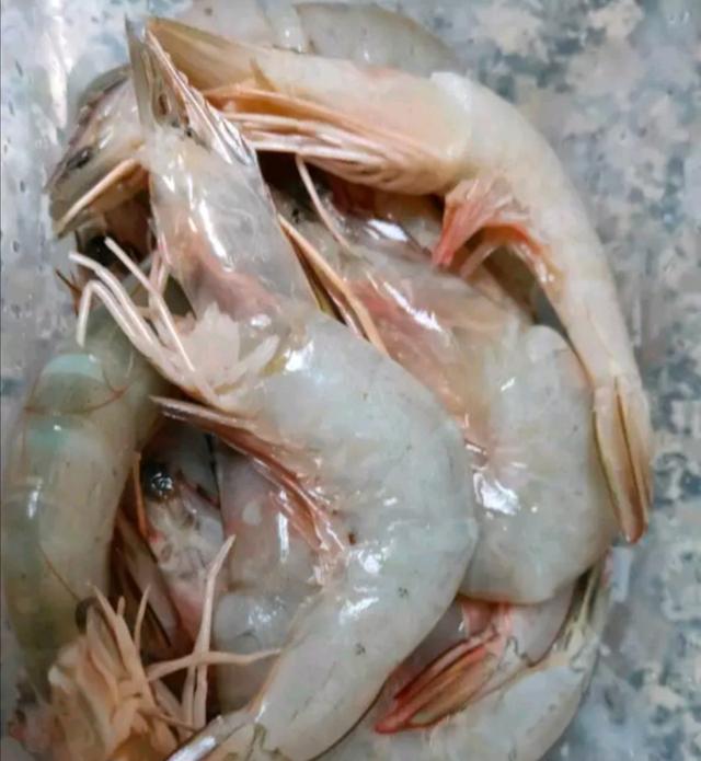 กุ้งแช่บ๊วยสดๆ