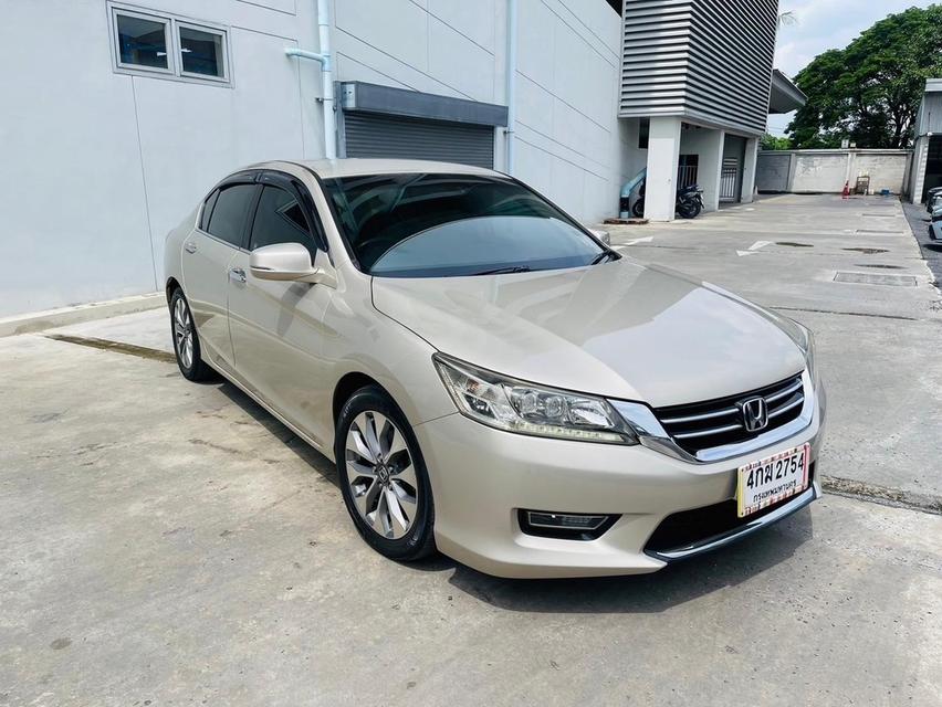 HONDA ACCORD 2.4EL Navi ปี 2013 สีน้ำตาล