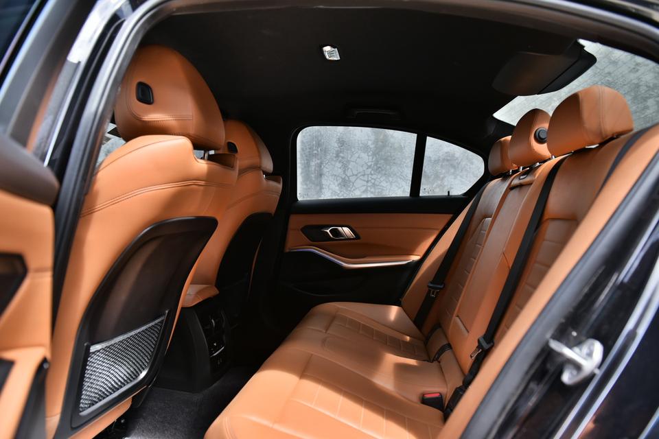 BMW SERIES-3 320d M-SPORT G20 2022 สีดำ มี Warranty ถึง ตุลา 2026 รูปที่ 18
