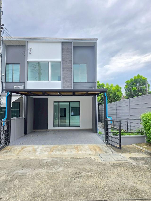 หมู่บ้านพลีโน่ รังสิตคลองสี่-วงแหวน ซ.9 โทรสอบถามราคา 2