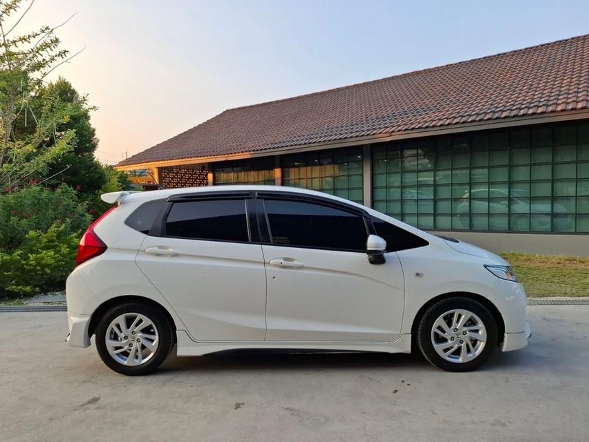 HONDA JAZZ 1.5 V+ i-VTEC ปี 2015 รหัส KN9554 13