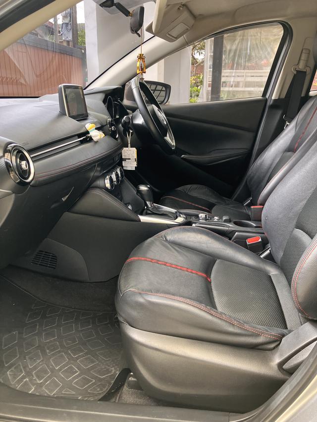 MAZDA 2 2016 SKYACTIVE ตัว TOP เจ้าของขายเอง รถมือเดียว 7