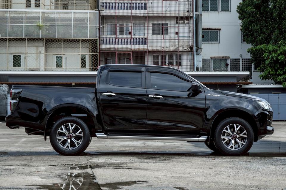 รหัสรถ CBL5059 ISUZU D-MAX 1.9 Double Cab Hi-Lander ZP 2WD AT 2022 4