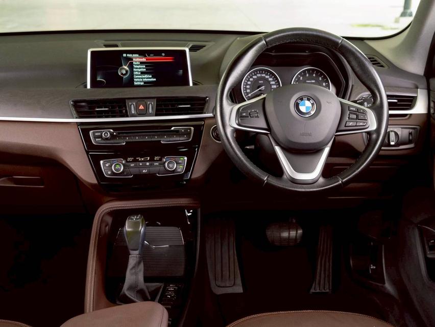 ขาย BMW X1 Sdrive 18i ปี18 12