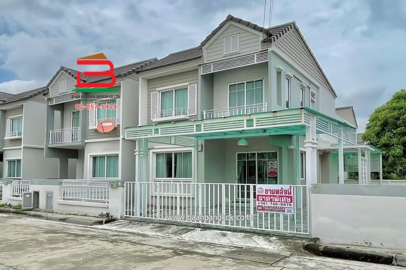 บ้านแฝด หมู่บ้าน อารียา เดอะวิลเลจ ลําลูกกา-คลอง 5 เนื้อที่ 44.8 ตรว. ใกล้รร.วัดปัญจทายิกาวาส ถนนลำลูกกา ตำบลลาดสวาย อำเภอลำลูกกา จังหวัดปทุมธานี 1