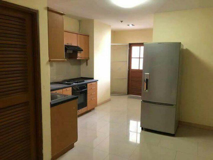 For rent  Condo 33 Tower Fully furnished  1