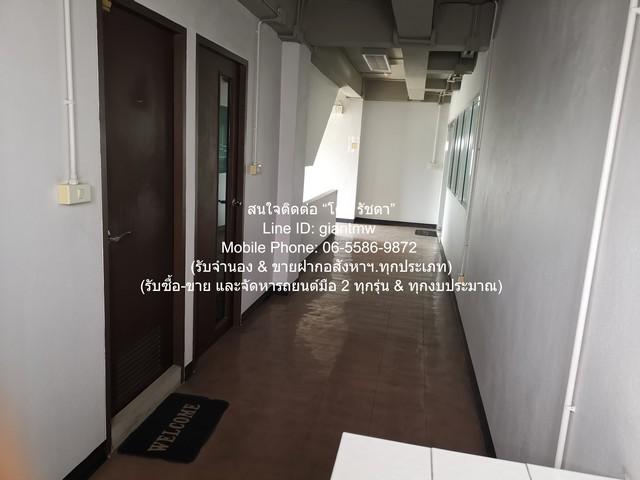 สำนักงาน ให้เช่าอาคารสำนักงาน 4.5 ชั้น ติดถนนรัชดาภิเษก 102 ตร.ว. 2,580 ตร.ม. และจอดรถได้ 8-9 คัน ใกล้ MRT รัชดาภิเษก 18 3