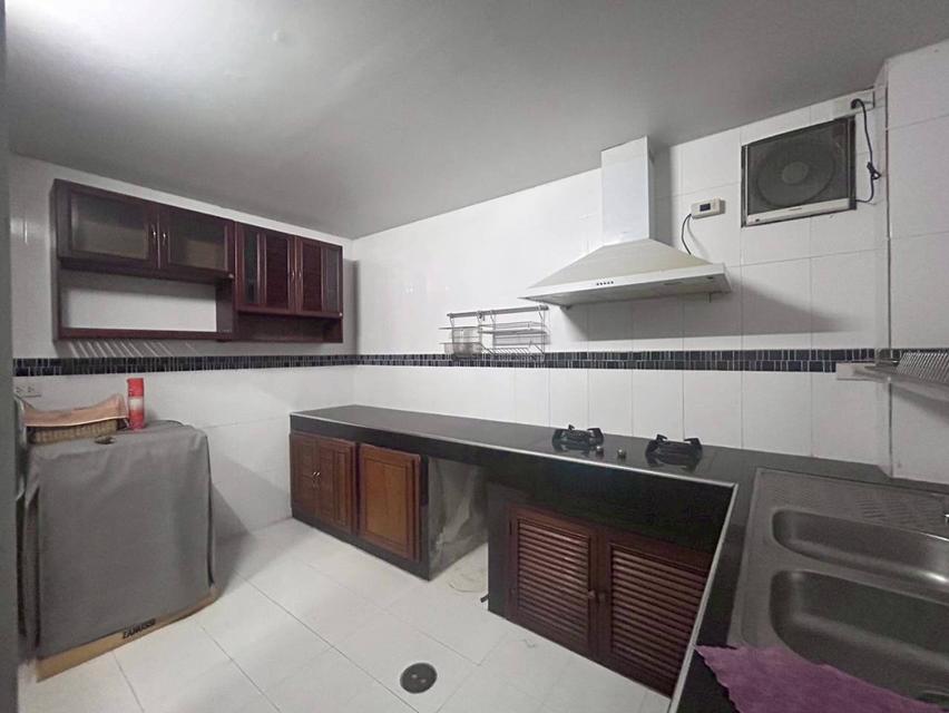 หมู่บ้านบางใหญ่ ซิตี้ ถนนกาญจนาภิเษก ต.เสาธงหิน อ.บางใหญ่ นนทบุรี 10