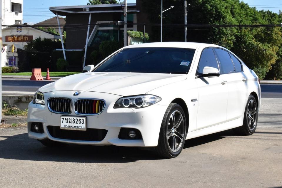 (แจ้งรหัสรถ PB8263) 🔥 BMW 520d M Sport LCI ปี 2016 สีขาว