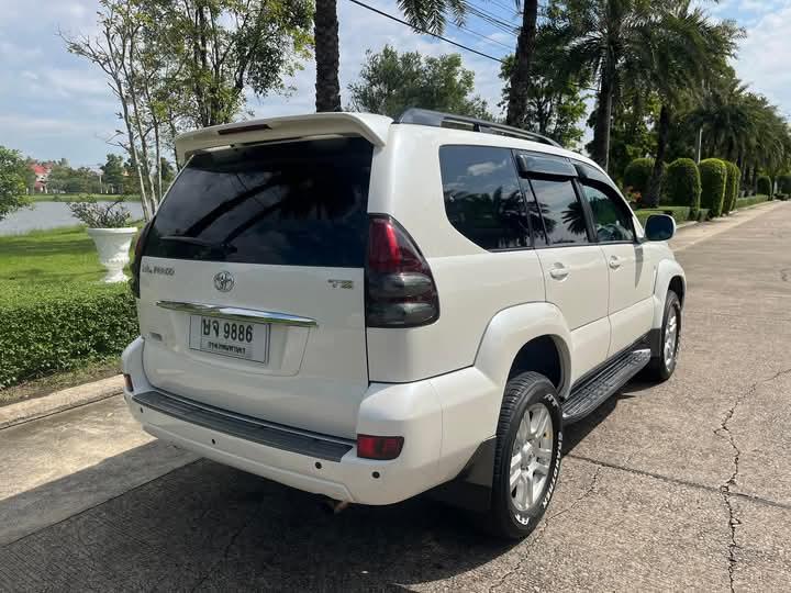 ปล่อยขายด่วน Toyota Landcruiser Prado 2