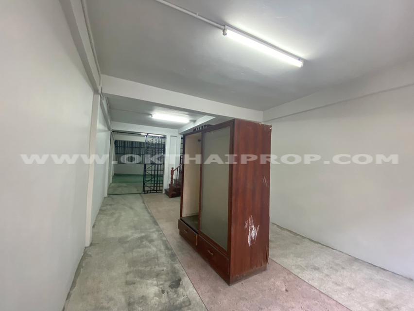 อาคารพาณิชย์ 3 ชั้น ถ.ติวานนท์ เมืองนนทบุรี 5