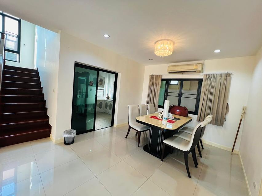 ขายบ้านเดี่ยว 2 ชั้น สวยพร้อมอยู่ ศรีราชา – หนองยายบู่ ✨🏡 #พิกัด: #หมู่บ้านปวีณวรรณ 3