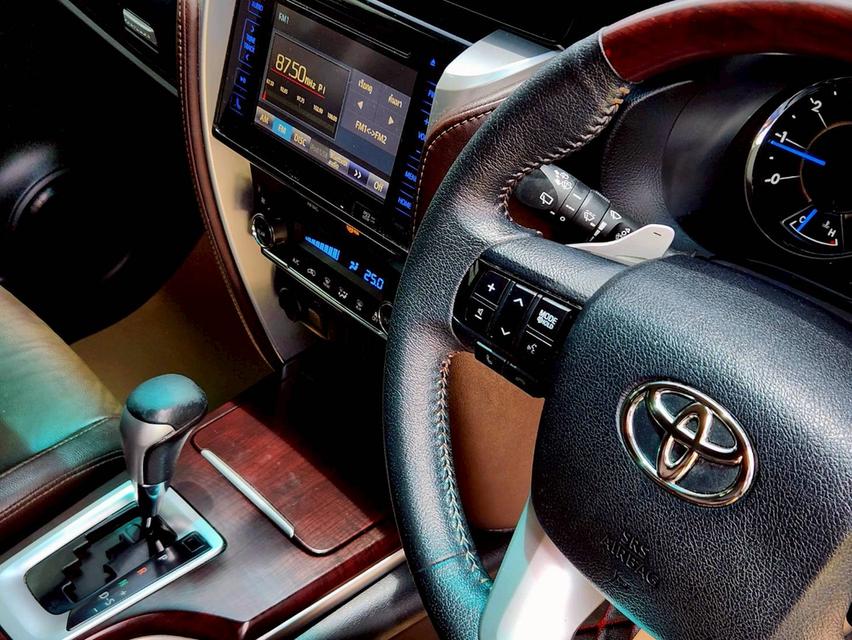 Toyota 12