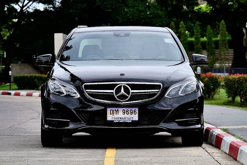 Mercedes Benz (W212) E300 Bluetec Hybrid Facelift 2014 รถโครตหรู ขายโครตถูก รถมือเดียวใช้น้อย ประวัติครบ รูปย่อยที่ 2