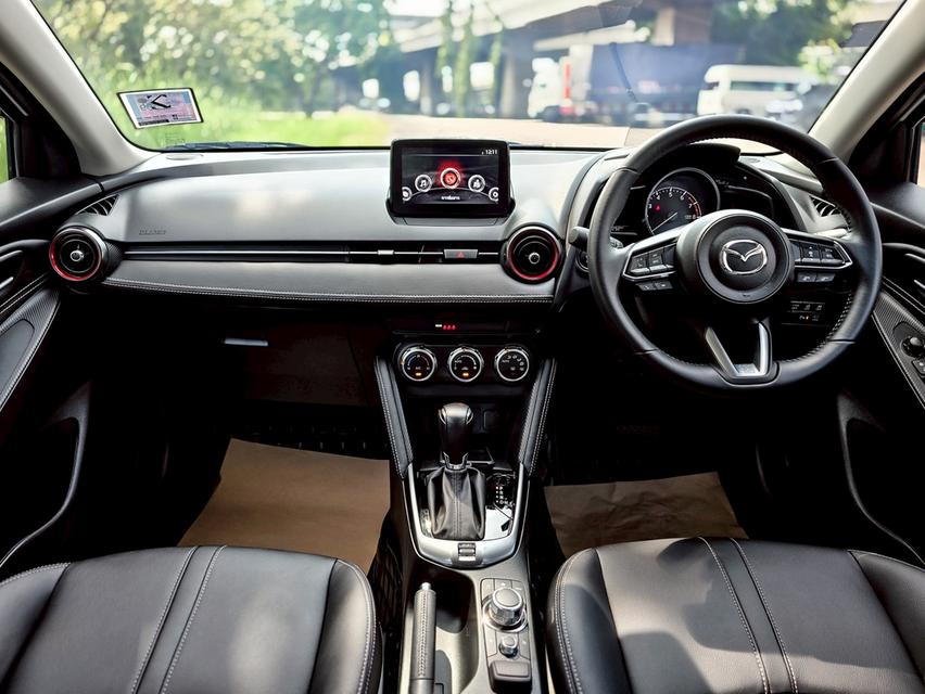 รหัสรถ CBLX952 🚘 Mazda2 1.3SP Sport AT ปี 2023 (จดปี 2025) 13