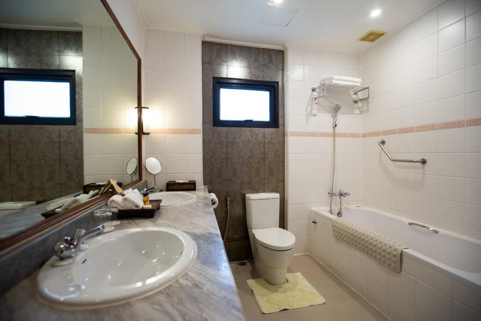 โรงแรมเดอะ ทานตะวัน โฮเตล สุรวงศ์ แบงค็อก 7