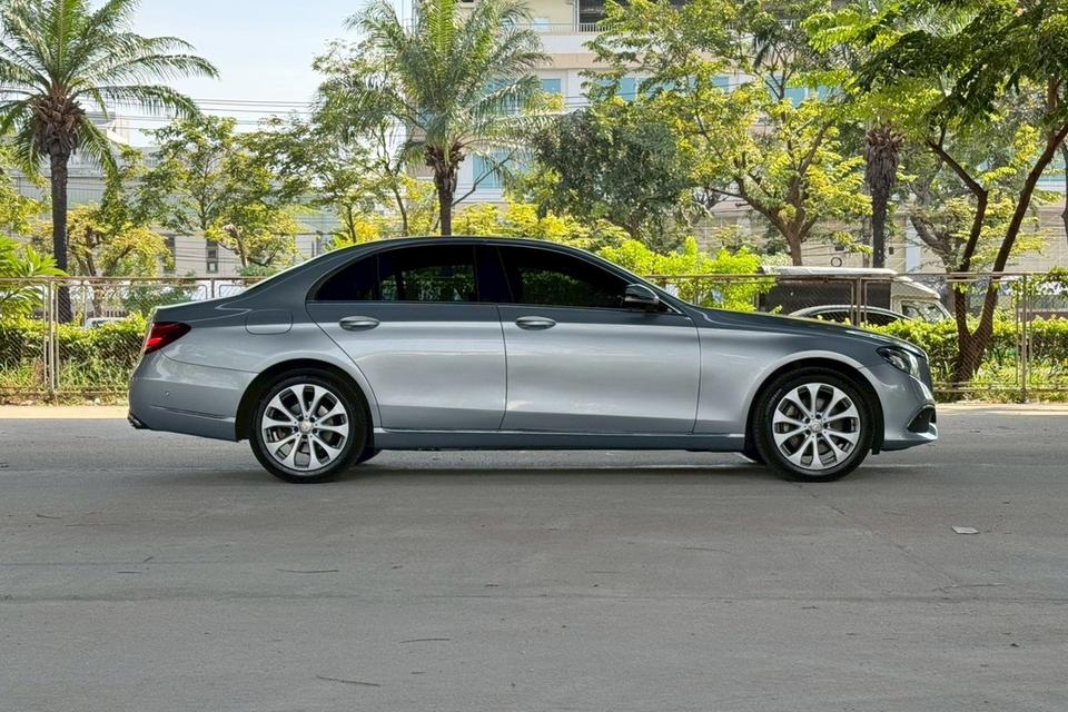 Mercedes-Benz E220d W213 Avantgarde Sedan AT ปี 2017 ดีเซล 4