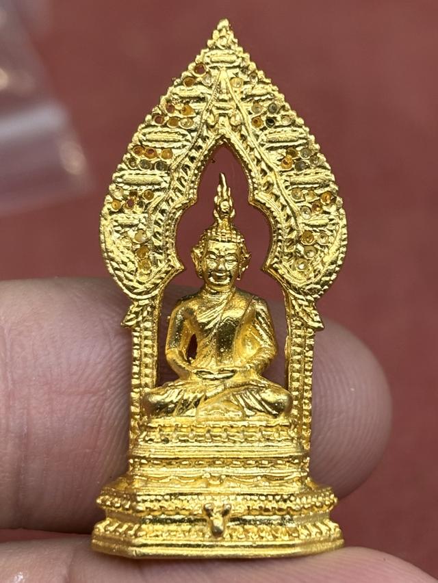 พระกริ่ง พระนิรันตราย วัดนิเวศธรรมประวัติ พระนครศรีอยุธยา พ.ศ.๒๕๓๕ กะไหล่ทอง กล่องเดิม สวยครับ