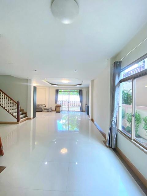 5นอน ให้เช่าคฤหาสน์ 2 ชั้น 68ตร.วา.ตรงข้าม เซ็นทรัล เวสต์วิลล์ 100ม. MRTบางยี่ขัน 4.7 กม. 288 ตร.ม. 6 แอร์ พร้อมเฟอร์ .3 6