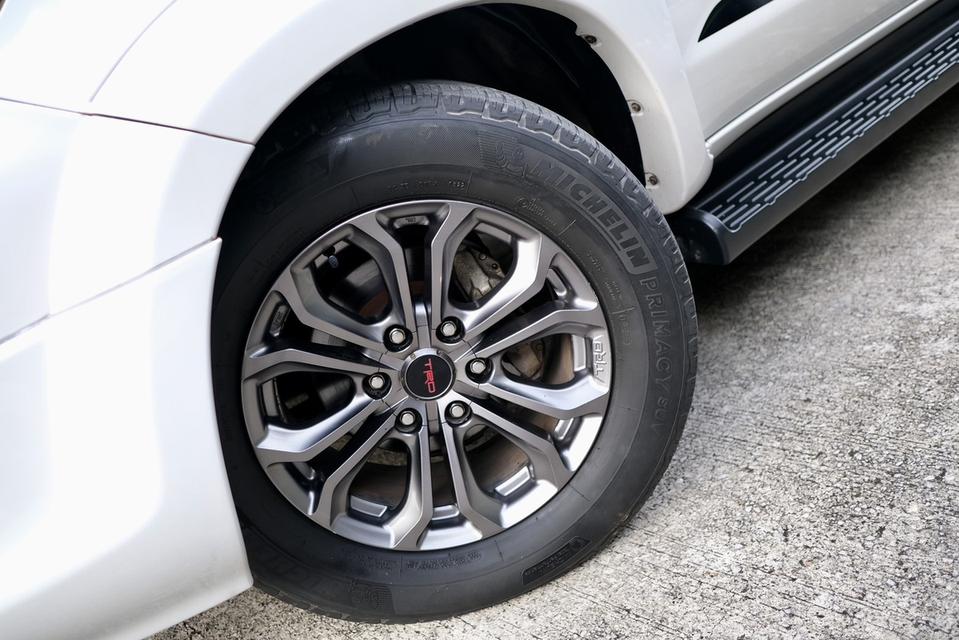 TOYOTA Fortuner 3.0 TRD 4WD รถสวย พร้อมใช้ โทร.0922639576 เอ๋  13