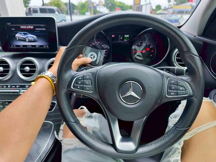 รหัสรถ KPV3682 2018 BENZ C350e AVANTGARDE 6