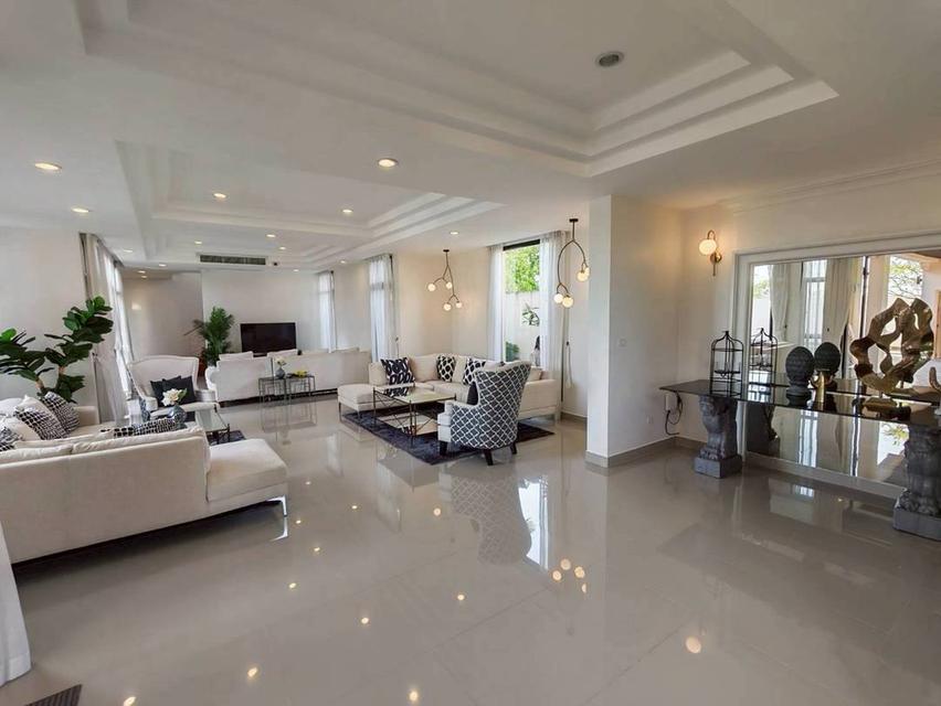 Brand-new luxury home Phu-Thara Pattaya 35.9 M 13