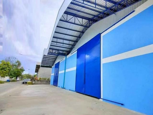 ให้เช่าโกดัง 1,100 ตร.ม. มีออฟฟิศ 2 ชั้น ซอยรุ่งโรจน์ แพรกษา ทำเป็นโรงงาน หรือที่เก็บสินค้าได้ 2