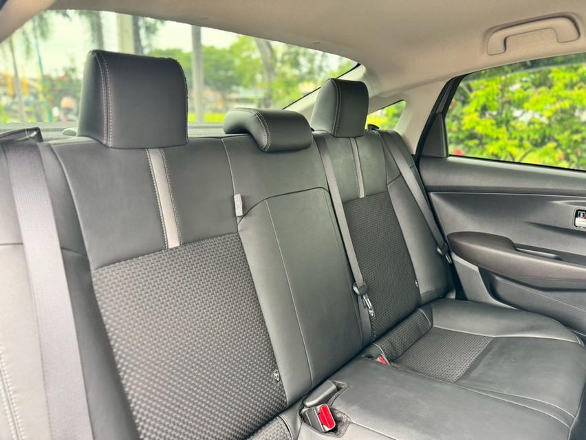 ขาย Toyota Yaris Ativ 1.2Premium ปี23 13