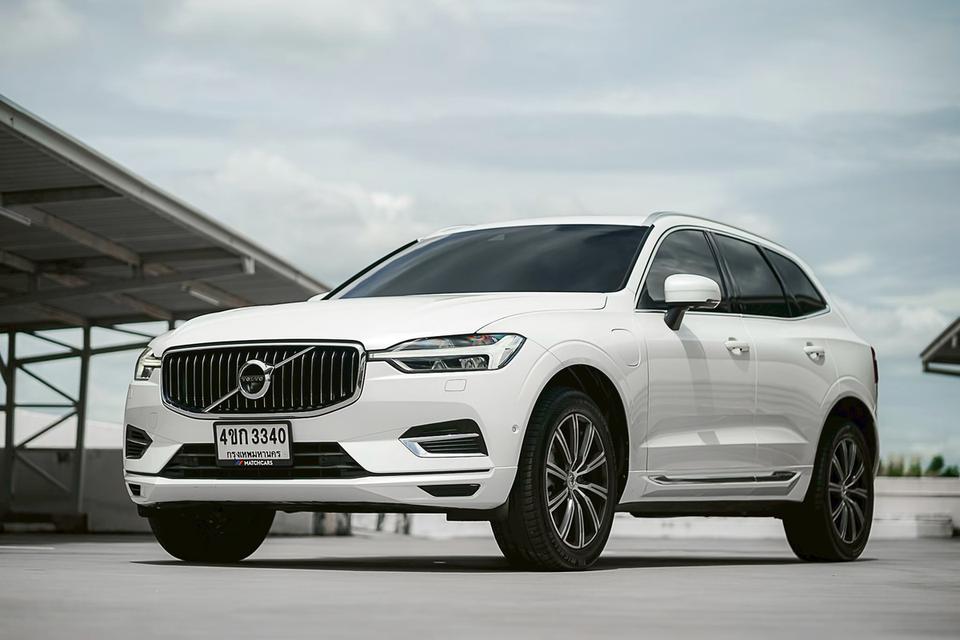 Volvo XC60 T8 Plug-in Inscription AWD ปี 2018 สีขาว ราคาถูกสุดในตลาดช้าอด