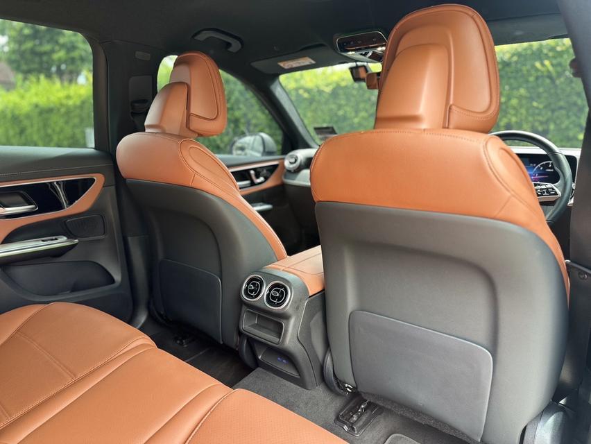 Mercedes-Benz GLC 220d 4MATIC Avantgarde ปี 2025 12