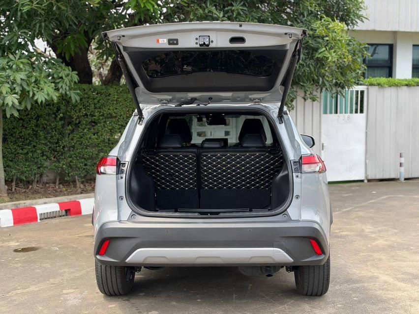 Toyota Corolla Cross 1.8HEV Premium Luxury ปี 2024 จด 2025 รูปที่ 13