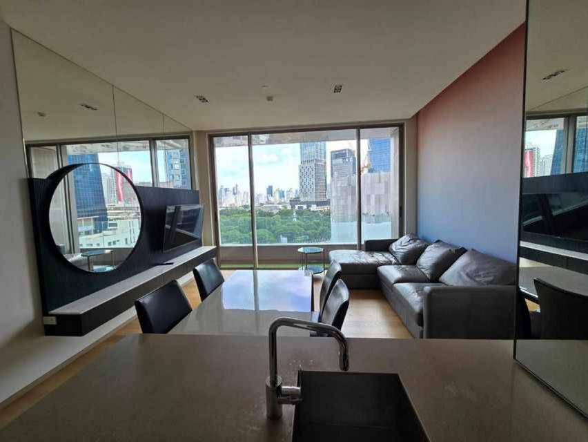 CB99 ให้เช่า คอนโดหรู Saladaeng One Condo วิวฝั่งสวนลุมพินี 1