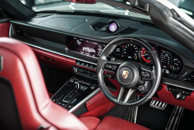 ðļPorsche 911 Carrera Cabriolet (992) 2021 āļŠāļĩāļāļēāļ§ āļĢāļđāļāļāļĩāđ 8