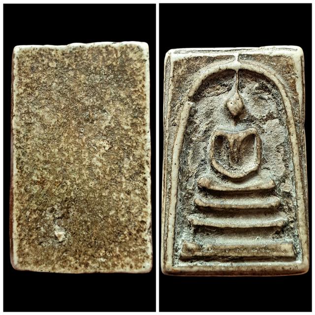 "สมเด็จวัดระฆัง พิมพ์ใหญ่อกร่องเกศทะลุซุ้ม (หรือเรียกว่าพิมพ์สุโขทัยกำแพงเพชร)"