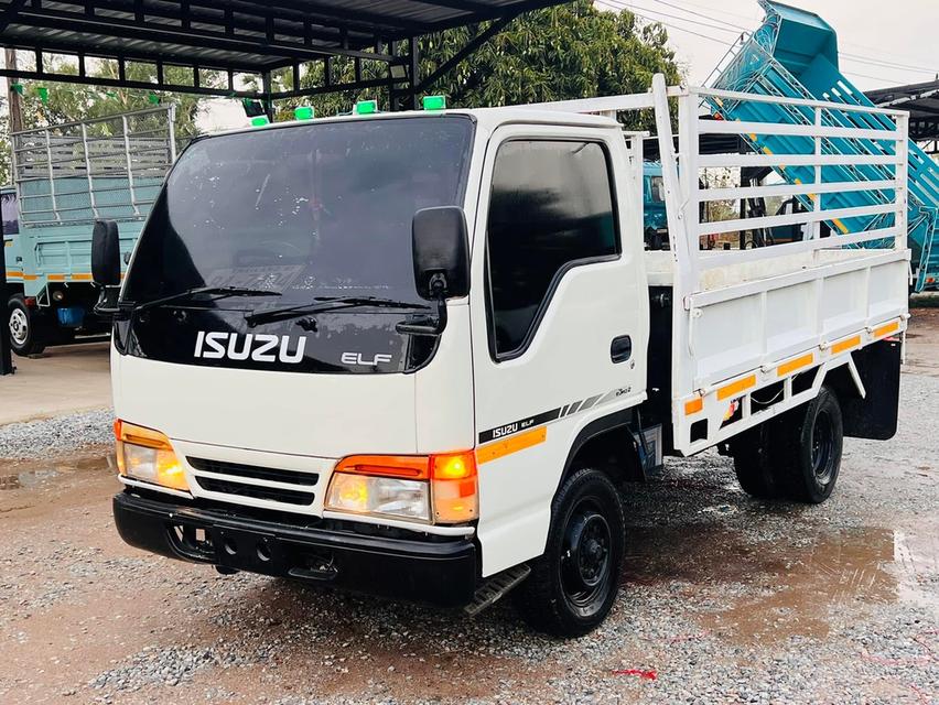 รถบรรทุก 6 ล้อเล็ก ISUZU NKR 88HP 