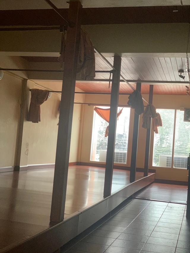 บ้าน อาคารพาณิชย์ 3ชั้นครึ่ง ต่อเติมเพิ่มเป็น4ชั้น หน้าปากซอยเป็นรถไฟฟ้า ซอยมีทางลัดออกเส้นบางนา-ตราดได้ ใกล้เมกาบางนา เจ้าของขายเอง 12