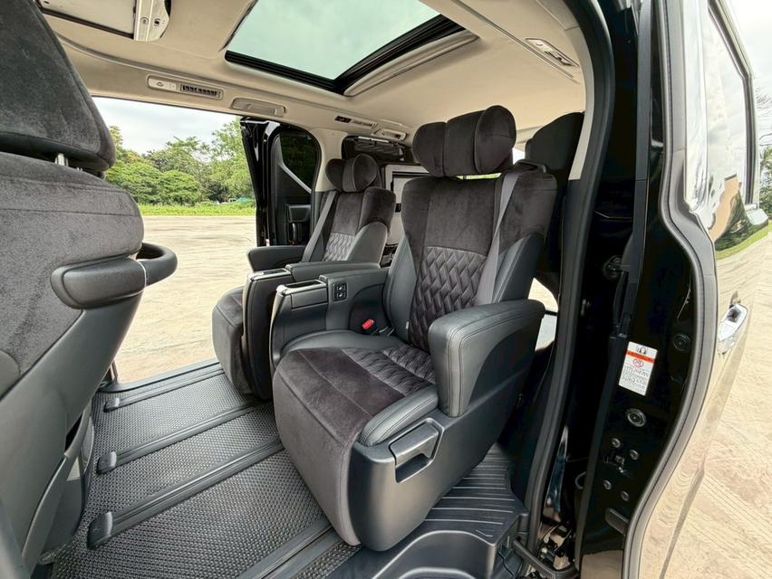 TOYOTA ALPHARD 2.5 SC PACKAGE ปี16 สีดำ รถสวยมือเดียวสภาพป้ายแดง ดูแลดีเข้าศูนย์ตลอด  12