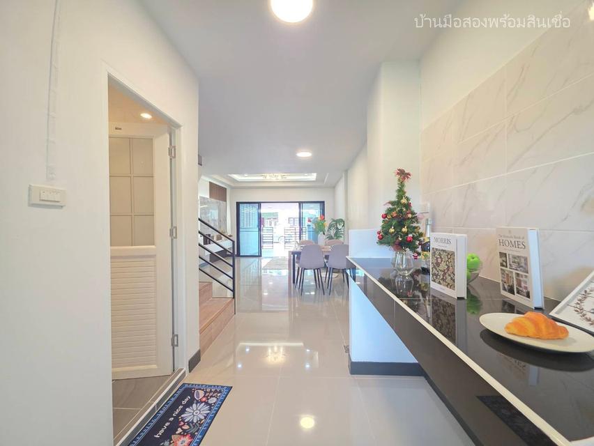 หมู่บ้านรุ่งนภา ร่มเกล้า 16 13