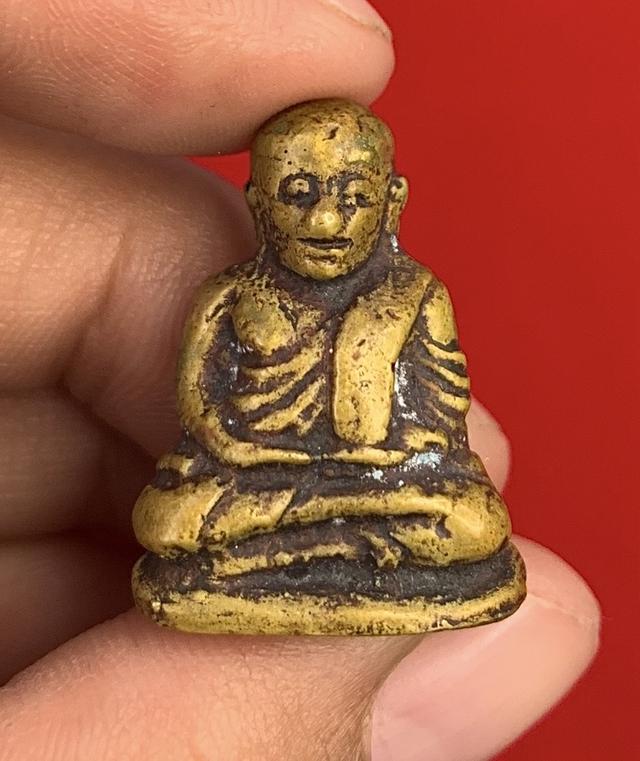 รูปหล่อหลวงพ่อเงิน ไม่รู้พิมพ์