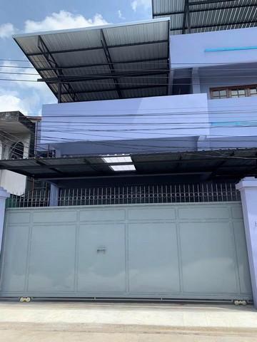 ให้เช่าโกดัง 678 ตร.ม. พร้อมสำนักงาน มีลิฟท์ขนของ ถนนพระราม 2 ซอยสุขสวัสดิ์ 14 1