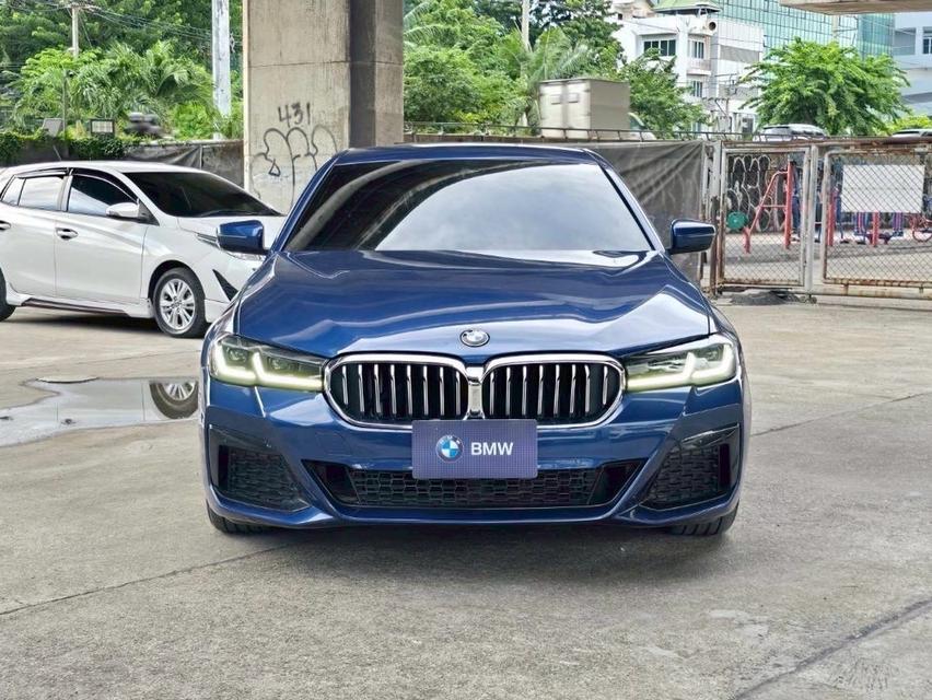 รหัสรถ WMT53 BMW 520d M Sport LCI G30 ปี 2023 2