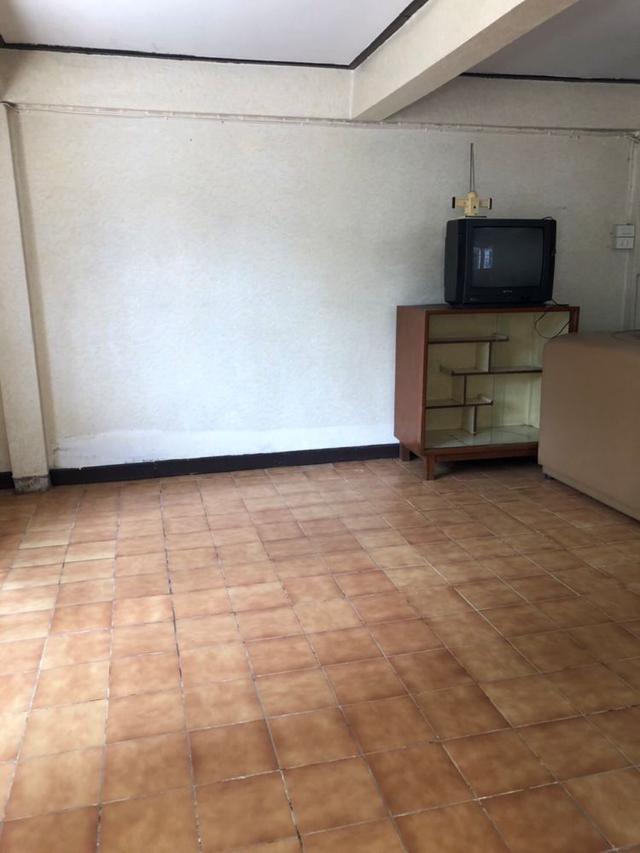 ขายบ้านเดี่ยว 2 ชั้น หมู่บ้านประชานิเวศน์ 3 ซอย35  ทำเลดี ใกล้เดอะมอล์ลงามวงวานศ์  8