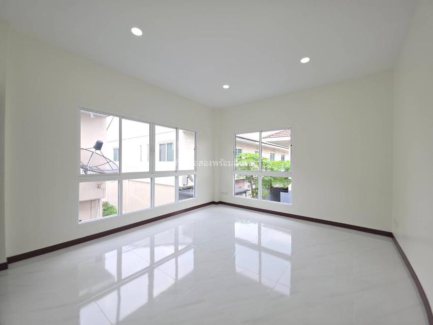 หมู่บ้านพัฒนาสิริ เลียบคลองสอง 13