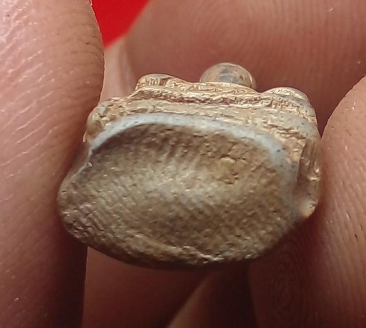 พระรอด ลำพูน ของสะสม รูปที่ 3