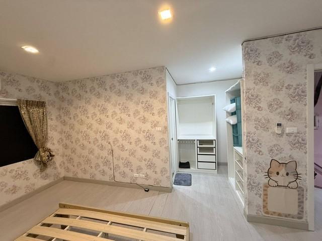 ให้เช่าทาวน์โฮม 3 ชั้น หมู่บ้าน Eco-Space เกษตร-นวมินทร์ 3 ใกล้ Chocolate ville 7