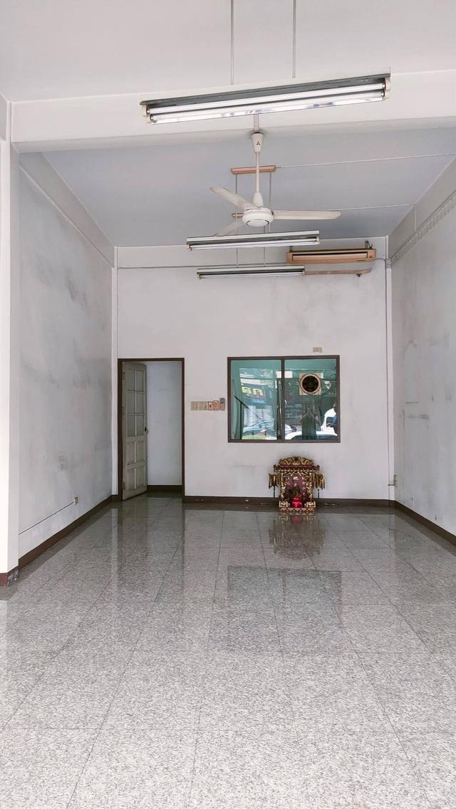 อาคารพาณิชย์นวมินทร์ 28 2