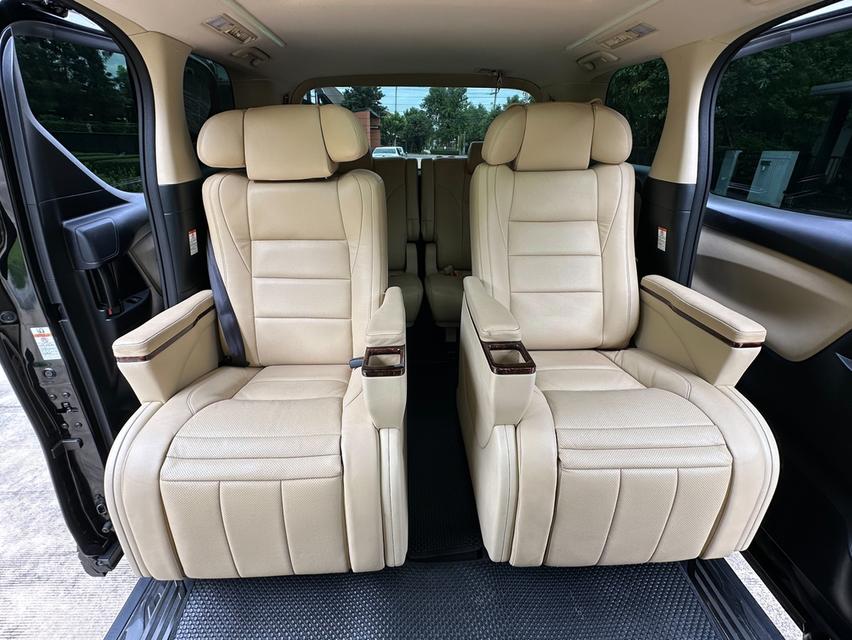 TOYOTA VELLFIRE 2.5 HYBRID  E-FOUR ปี2019 รถบ้าน ไม่เคยชน สวยกริ๊บ 9