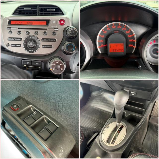 HONDA JAZZ 1.5 S i-VTEC ปี 2012 สีฟ้า 15