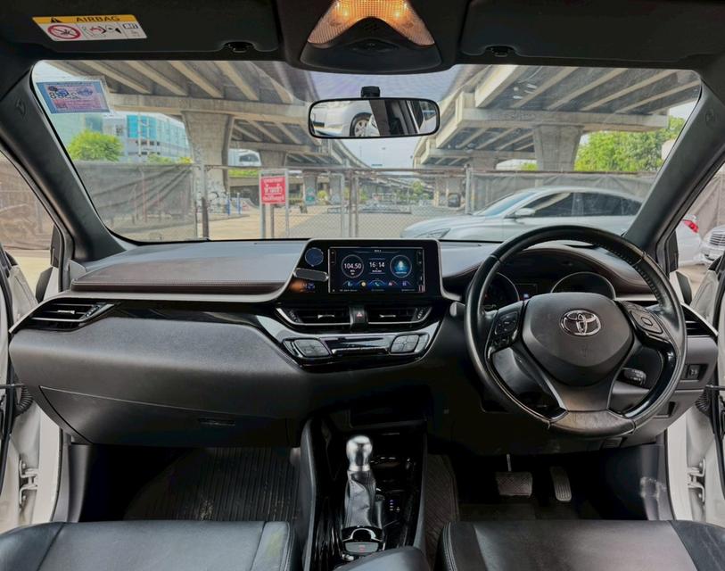 Toyota C-HR 1.8 Mid ปี 2019